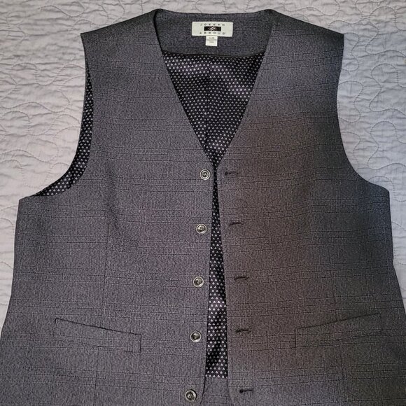 Casual Vests - Picture 1 of 3